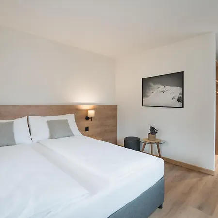 Brocco & Posta 3* サン・ベルナルディーノ